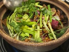 -胡须佬鸡煲四季火锅店(石厦西村直营店)