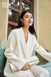 -红领RED COLLAR西装定制体验中心