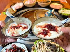 -阿山卓·野生菌火锅·纳西火塘烤肉