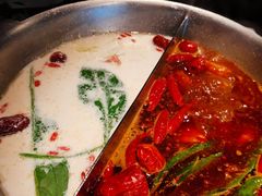-湊湊火锅·茶憩(新中关购物中心店)