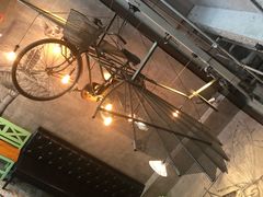 -童年小筑餐厅(申花路店)