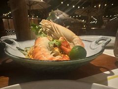 海鲜果蔬沙拉-三亚艾迪逊酒店·海滩烧烤 BARBACOA·现场乐队·浪漫晚餐·烧烤海鲜