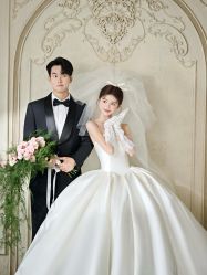 -雅云婚纱摄影工作室旗舰店