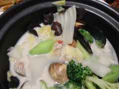 -港丽餐厅(正大店)