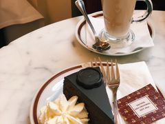 -Cafe Sacher(WIEN)