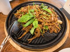 罗勒叶抄手切羊肉-小大董·烤鸭(王府井apm店)
