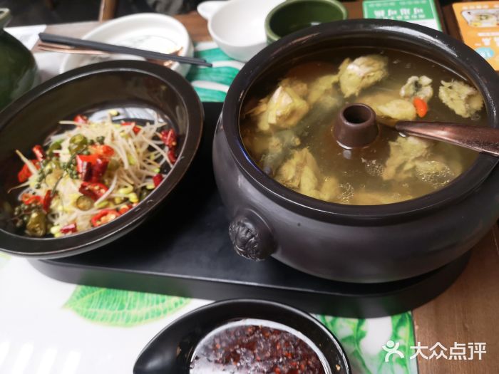 云海肴云南菜(曲江大悦城店)原味汽锅鸡图片