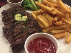 -WOLFGANG PUCK KITCHEN & BAR(迪士尼小镇店)