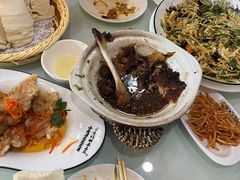 -老码头黑皮肘子锅包肉熏酱水饺(文政街店)