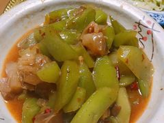 莴苣烧牛筋-大隐隐于市私房菜(保和小区店)