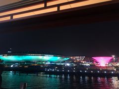 -黄浦江游览十六铺3号码头网红自助餐