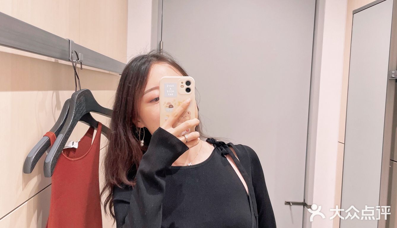 cos极简风|当全身上下只有一个颜色时