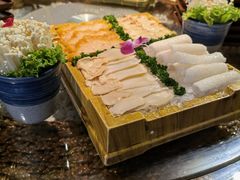 -慢丽江·云南野生菌土鸡锅(付家庄店)