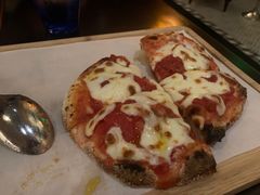 -卡佩罗意大利餐厅及酒吧Al Cappello Trattoria