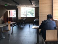 大堂-麦当劳(利津路店)