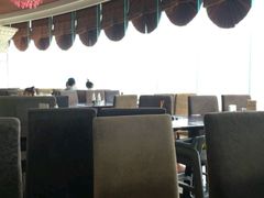 -荣誉国际酒店-云顶旋转餐厅