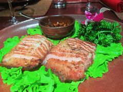 卡拉山火塘烧肉-花马天堂云南餐厅 Lost Heaven(外滩店)