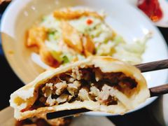 南疆大师烤包子-伊带伊路新疆美食府(呼家楼店)