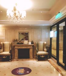 -孔雀手美甲美睫护理