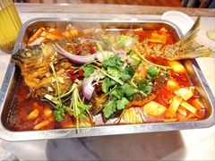 -老街烧烤大排档·地道湖北菜·龙虾馆(汉口火车站店)