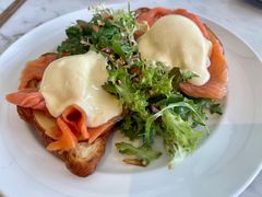 -ROAST coffee & eatery