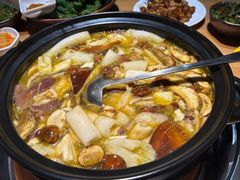 -一朵菌·野生菌探索家火锅(南亚店)