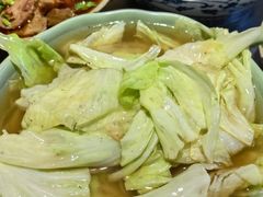 -大众跷脚牛肉馆·非遗传承单位(峨眉山店)