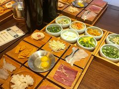 -银米·云南传统过桥米线(双廊黑金冠店)