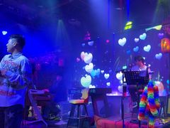 -喜鹊音乐酒馆(西街店)