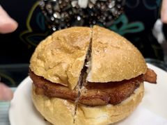 猪扒包-义顺牛奶公司