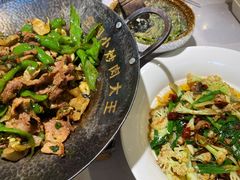 -费大厨辣椒炒肉(黄兴中心广场店)