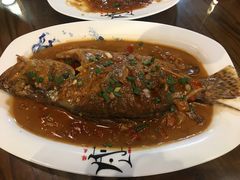 -缘来聚·徽菜名店(黄山宏村店)