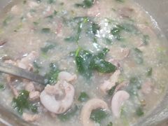 -标记美食新鲜猪杂(兴南大道店)