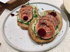 无花果手撕鸡肉tapas-Toris(LuOne凯德晶萃广场店)