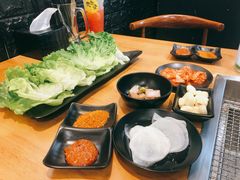 -肉甲韩国木炭烤肉(新壹街1店)