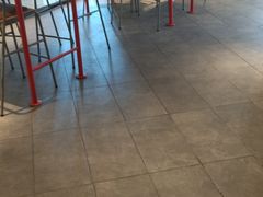 大堂-麦当劳(津南吾悦广场店)