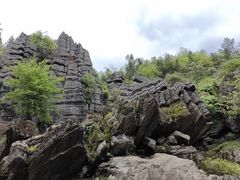 -梭布垭石林景区