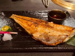 -铭牛烧肉·和牛海鲜自助(高新月牙湖店)