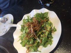 丁香鱼拌苦苣-睿柏云酒店-餐厅