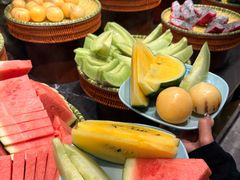 -金滏山·烤肉海鲜火锅自助(襄阳万达店)