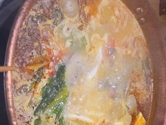 -洱火云南酸菜牛肉火锅(石景山当代商城店)