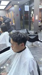-米可造型烫发染发