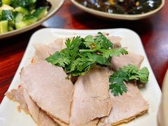 -亮亮面馆(经六路店)