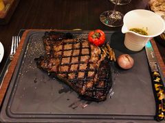 -恰餐厅及酒吧 CHAR Bar & Grill (北京丽都皇冠假日店)