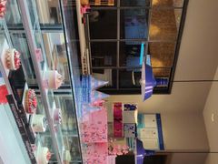 -巴黎贝甜(大宁国际商业广场店)