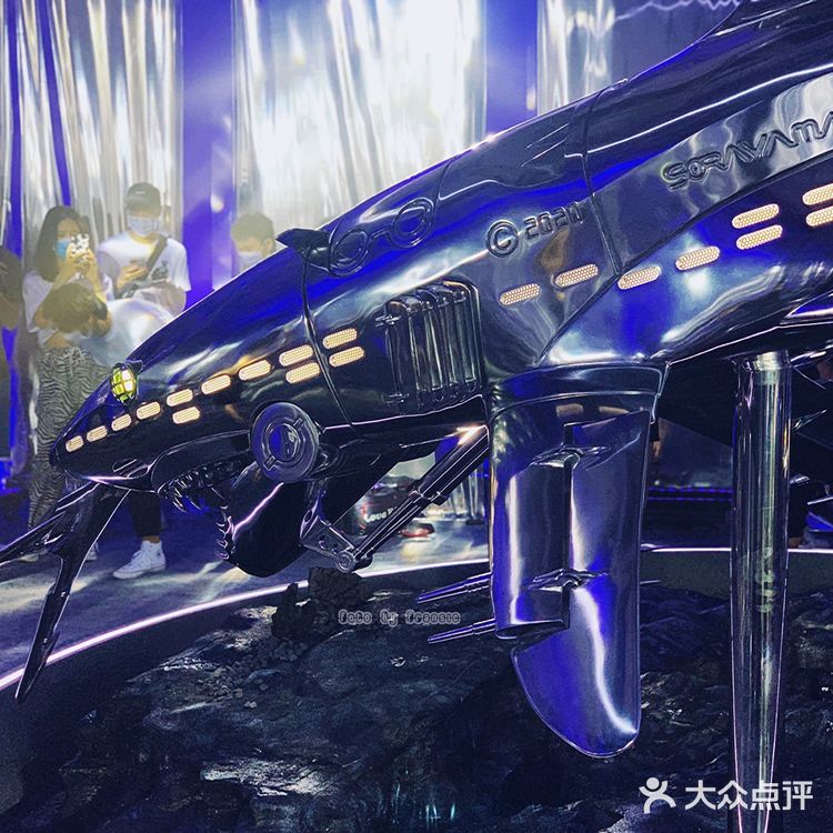 全球首展‼️明日基地✖️空山基·鯊魚領域🦈