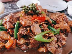 -八两八金·莱芜特色炒鸡(市南漳浦路店)