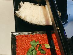 -辣伍鲜毛肚老火锅(元一店)