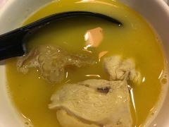 -鲜入围煮花胶鸡海鲜火锅