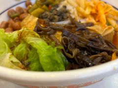 -弘束束柳州深巷螺蛳粉(珠江路店)